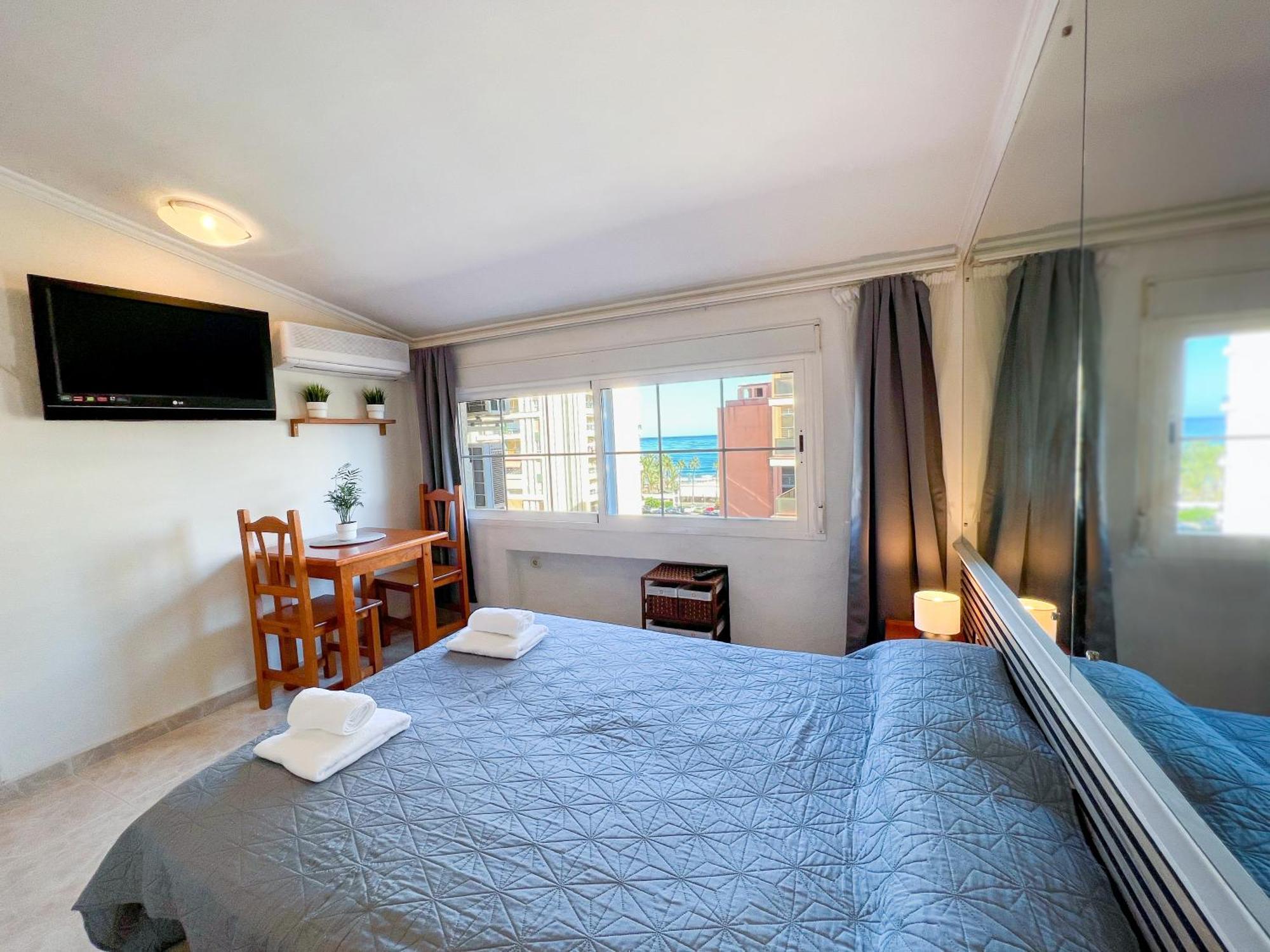 Carihuela Beach, Club San Antonio, Torremolinos Malaga Экстерьер фото